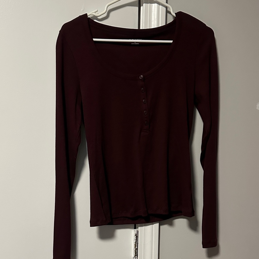 Women's Burgundy Long Sleeve Top